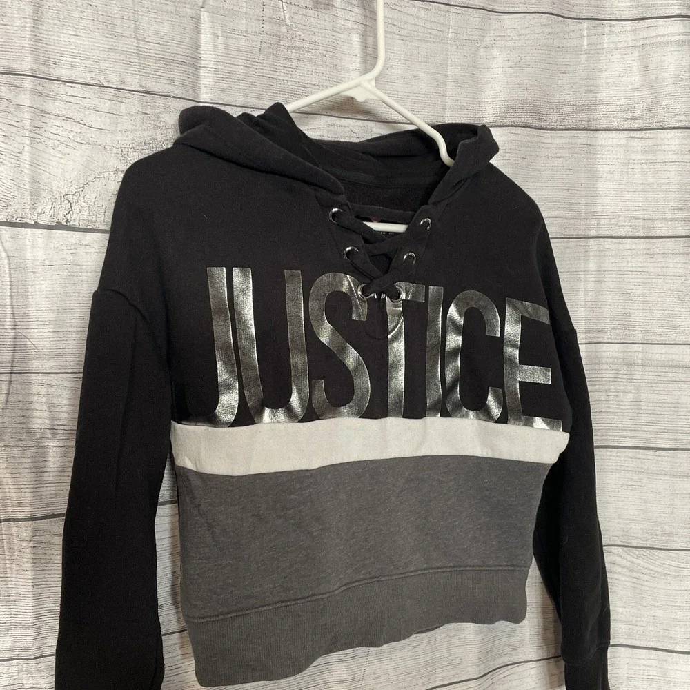 5/$20! Justice Girls Size 10 Cute Crop Style CXJ by Justice Hoodie‎ Black/Gray